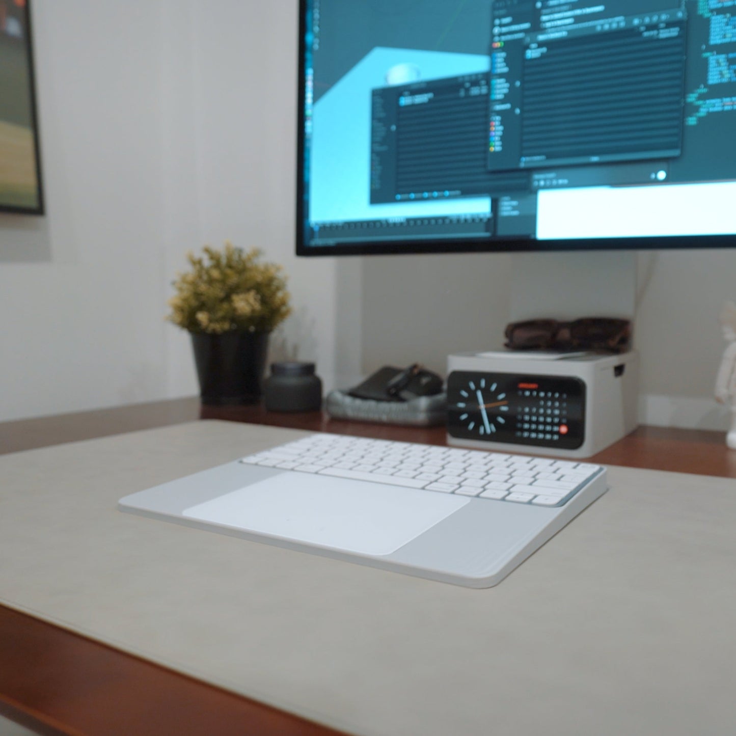 Magic Keyboard & Trackpad Tray