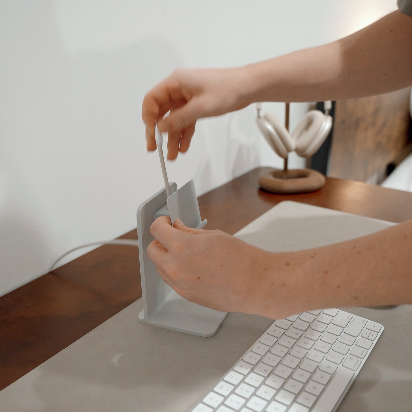 iPad Studio Stand