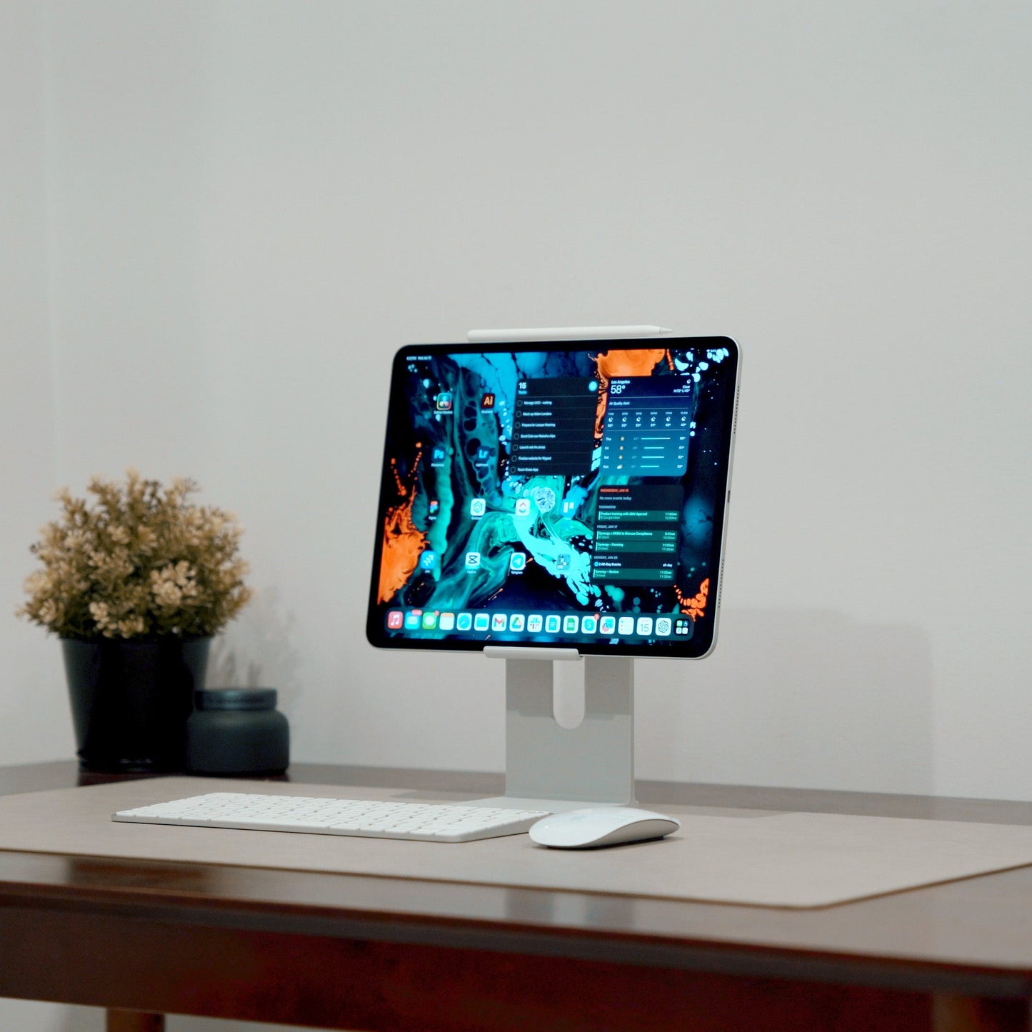 iPad Studio Stand
